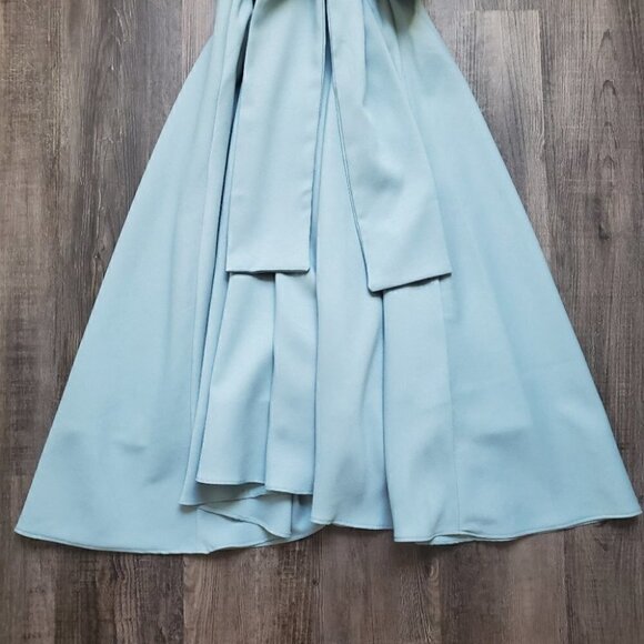 Dress - Picture 14 of 16